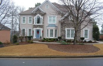 mulch installed by Pannone’s Lawn Pros & Landscaping